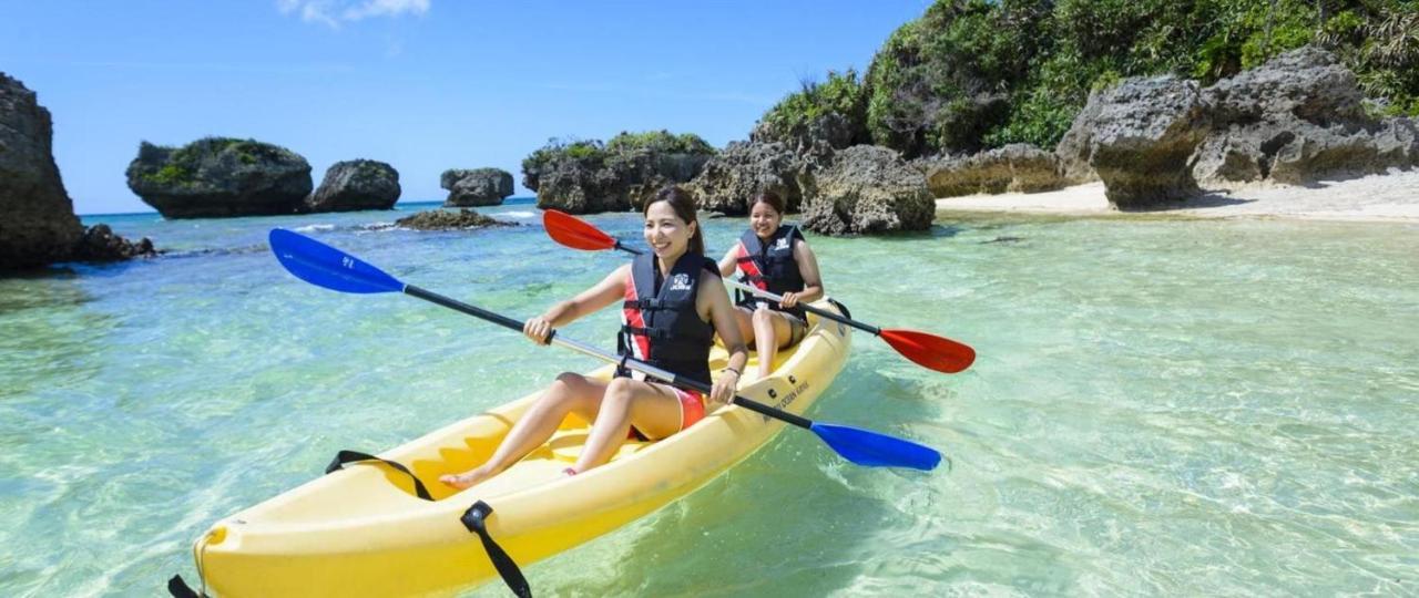Ken'S Beachfront Cafe & Lodge, Bl2, Oceanfront And Free Canoe Rental Onna Bagian luar foto